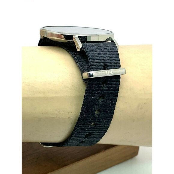 Daniel Wellington Women's Watch DW00100151 Silver 36mm Black Dial Nylon Strap - Picture 11 of 13